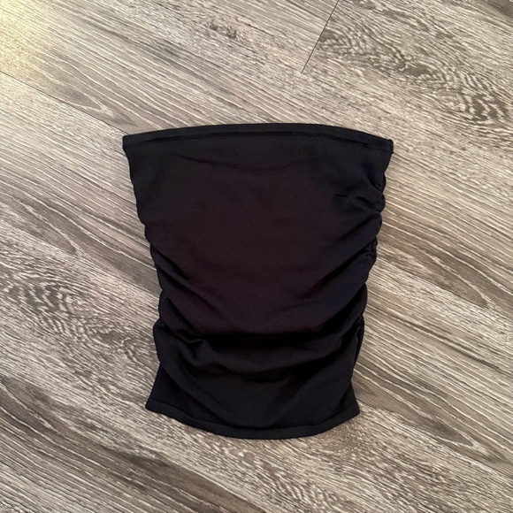 DISSH Carrie Bandeau Knit Tube Top - Picture 1 of 6